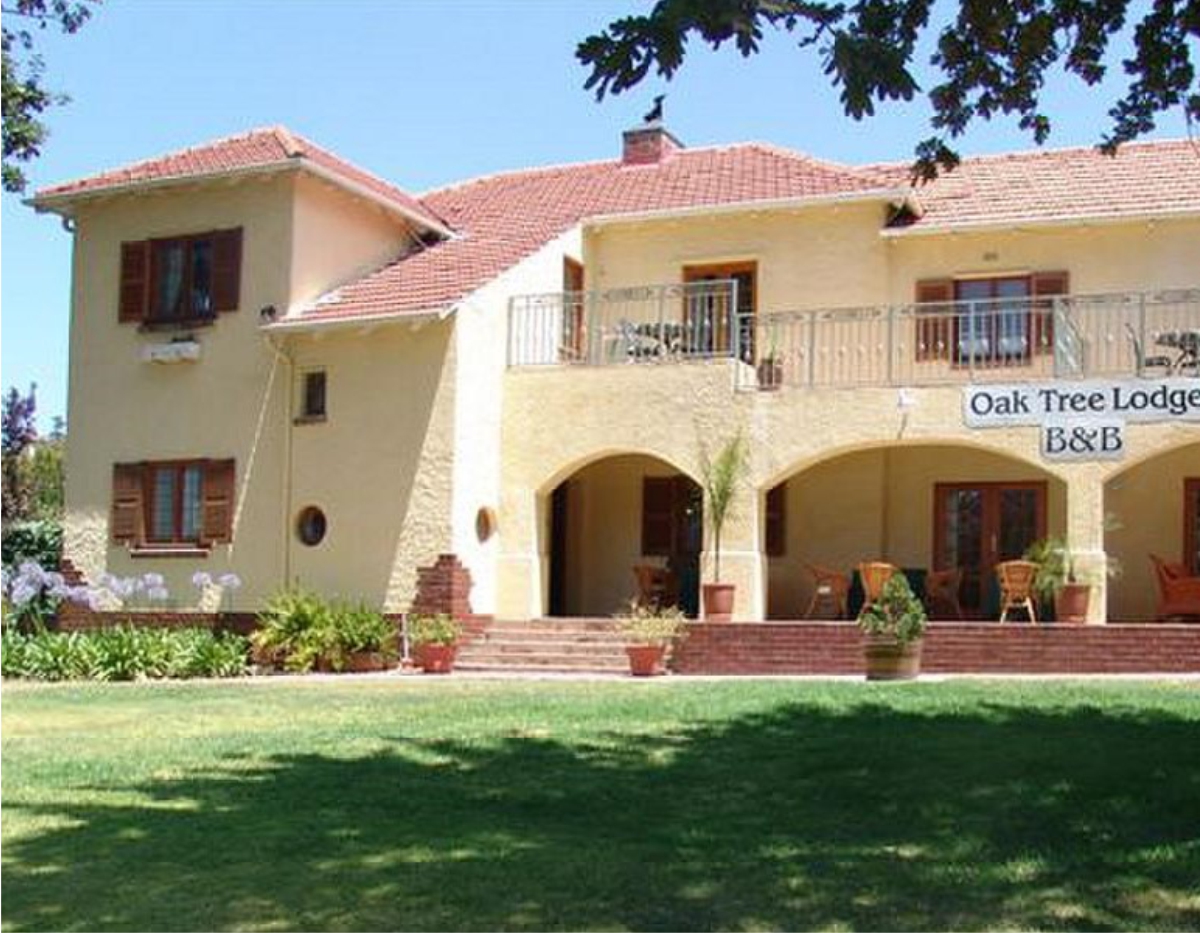 Oak Tree Lodge